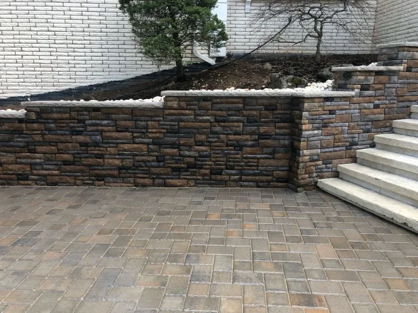 Masonry Pro construction project of stone work retaining wall with steps in Franklin Lakes, Bergen County, New Jersey.